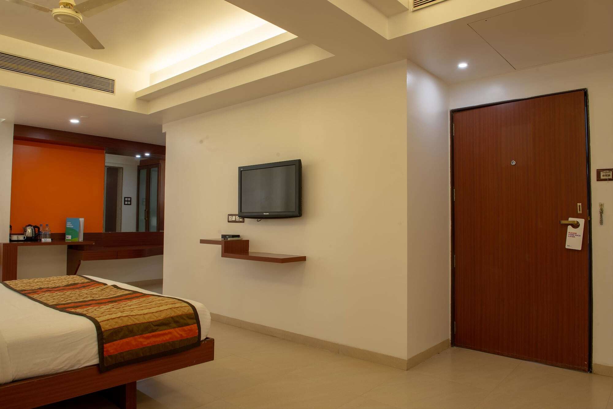 Hotel Mint Montvert Baner Pune Exterior foto