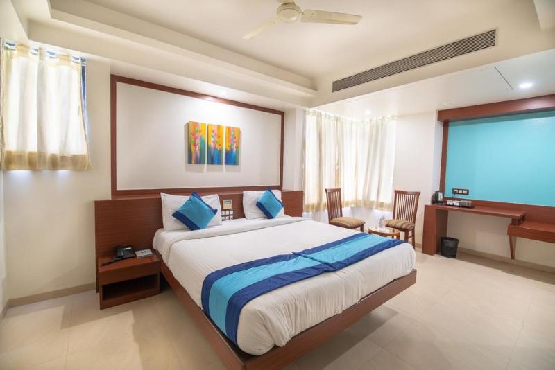 Hotel Mint Montvert Baner Pune Exterior foto
